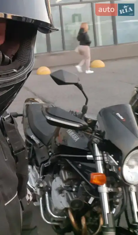 Yamaha XJ600 2003