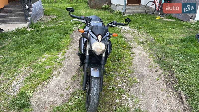 Грузовые мотороллеры, мотоциклы, скутеры, мопеды Yamaha XJ6 2011 в Ивано-Франковске