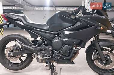 Мотоцикл Спорт-туризм Yamaha XJ6 2012 в 