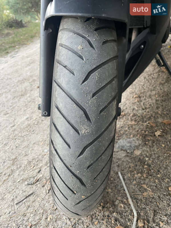 Мотоцикл Без обтікачів (Naked bike) Yamaha XJ6 2013 в Вінниці