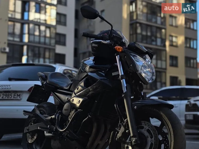 Yamaha XJ6 2012