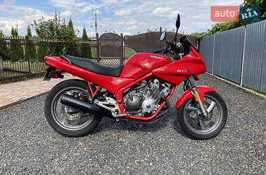 Мотоцикл Спорт-туризм Yamaha XJ 1993 в 