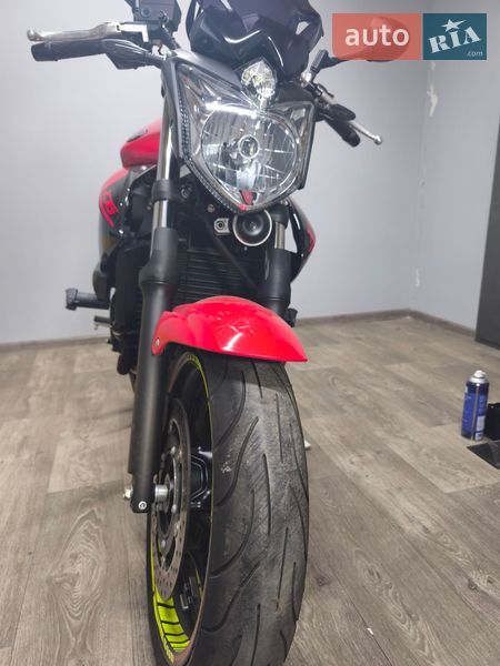 Спортбайк Yamaha XJ 2013 в Дніпрі