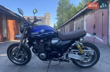 Скремблер Yamaha XJR 1300 2000 в 