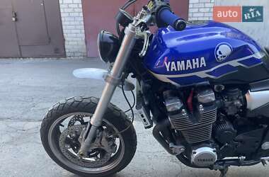 Скремблер Yamaha XJR 1300 2000 в 