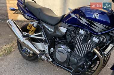 Мотоцикл Классік Yamaha XJR 1300 2008 в 
