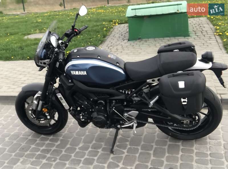 Yamaha XSR 2016
