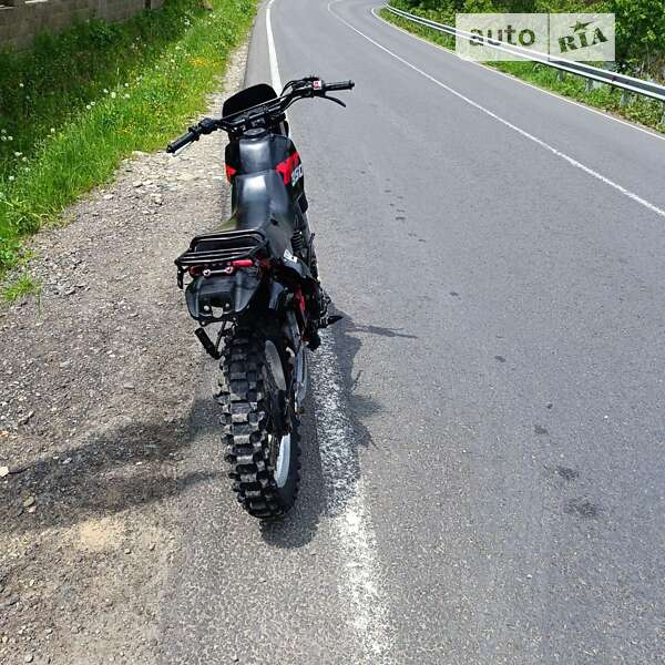 Yamaha XT 2000