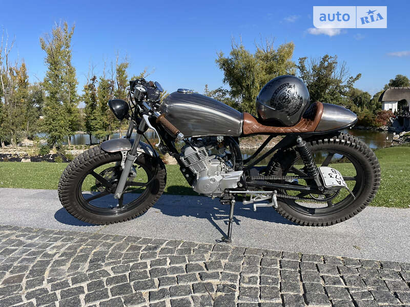 Кафе рейсер Yamaha YBR125 2014 в Києві