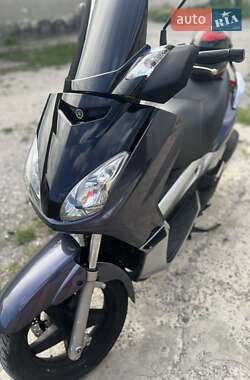 Максі-скутер Yamaha YP 2006 в Кам'янець-Подільському