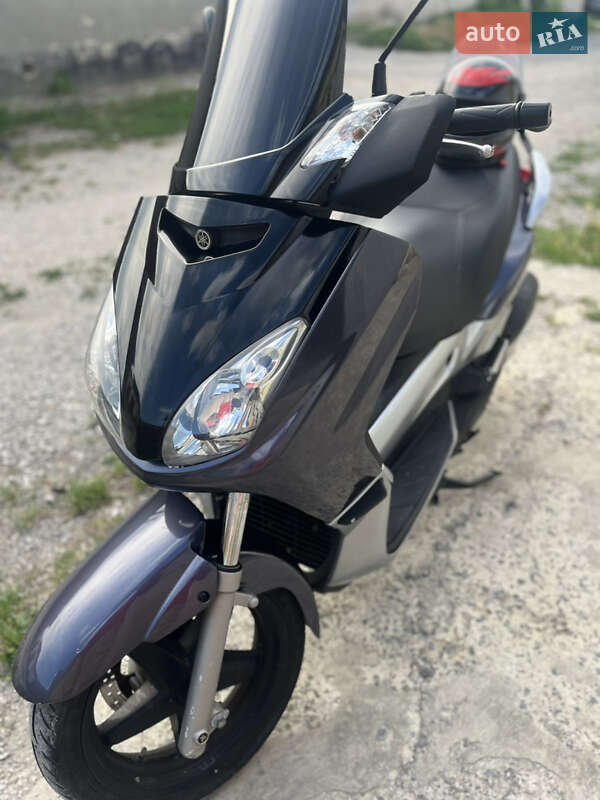 Макси-скутер Yamaha YP 2006 в Каменец-Подольском