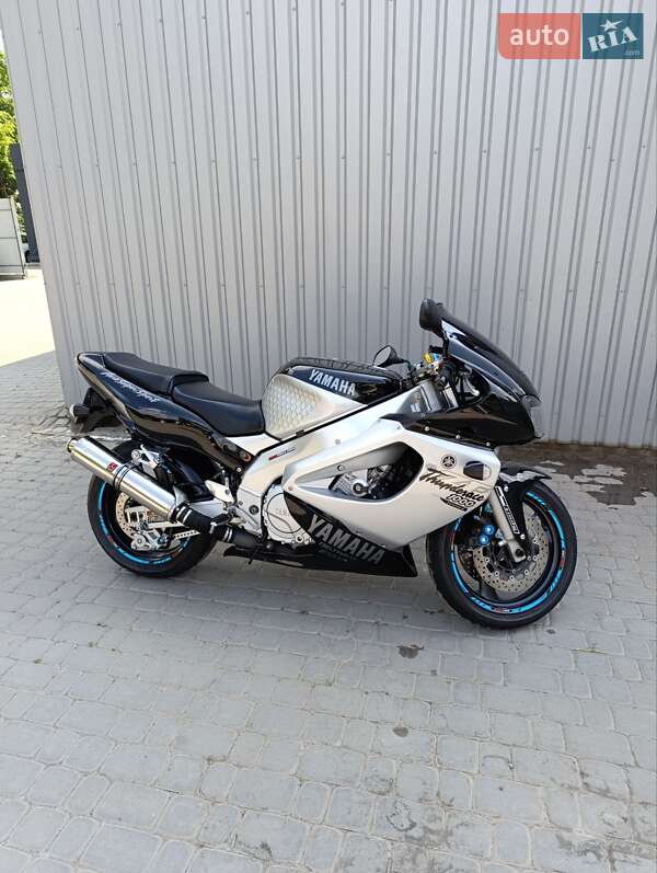 Спортбайк Yamaha YZF 1000R 2002 в Баре