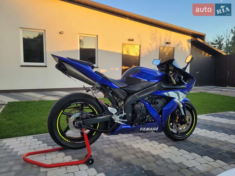 Спортбайк Yamaha YZF 1000R 2004 в Каневі