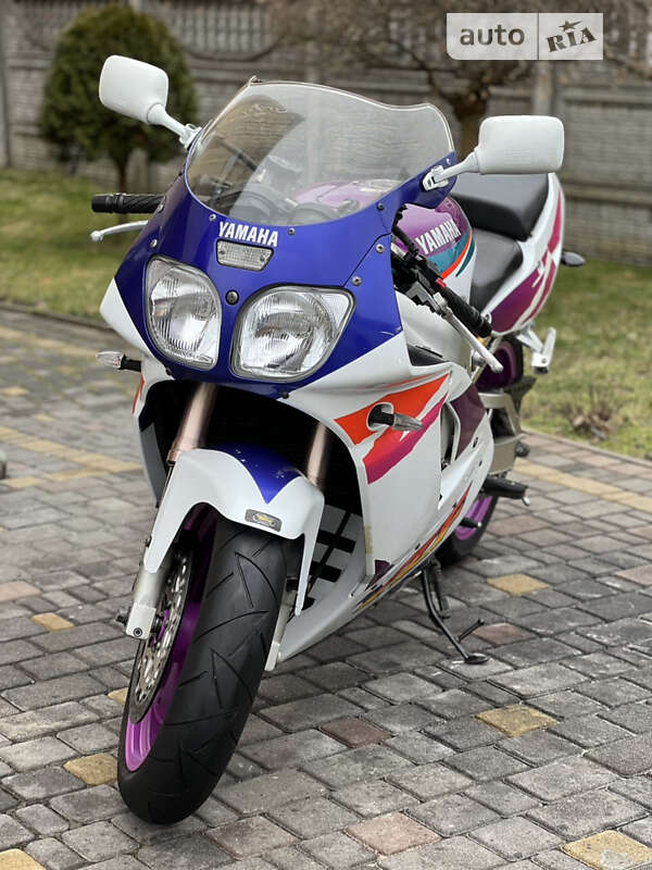 Мотоцикл Супермото (Motard) Yamaha YZF 750R 1995 в Буске