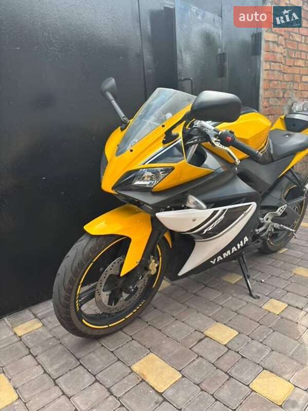Спортбайк Yamaha YZF R-125 2008 в Новоукраинке