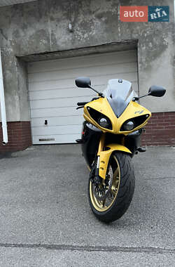 Спортбайк Yamaha YZF R1 2009 в Киеве