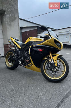 Спортбайк Yamaha YZF R1 2009 в Киеве