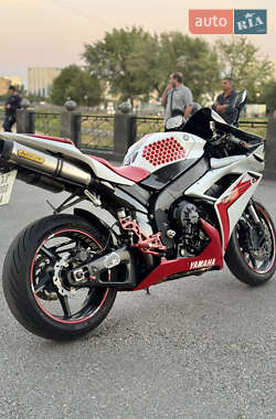 Спортбайк Yamaha YZF R1 2007 в Харькове