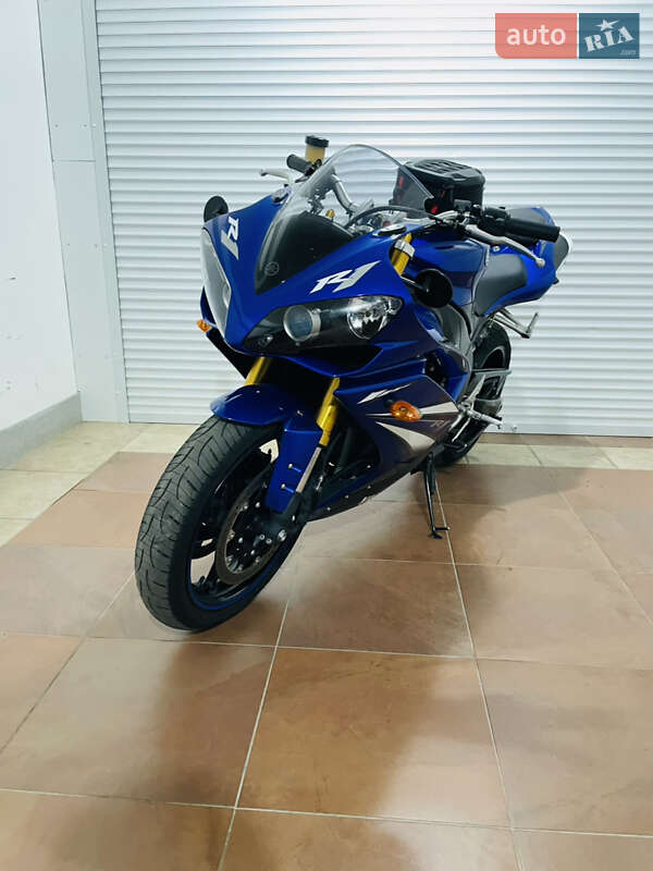 Спортбайк Yamaha YZF R1 2008 в Киеве