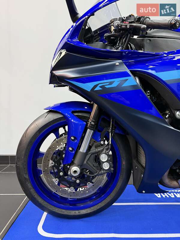 Спортбайк Yamaha YZF R1 2022 в Кропивницком