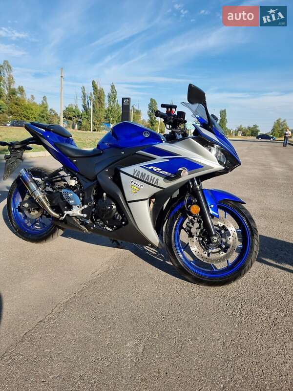 Спортбайк Yamaha YZF-R25 2015 в Дніпрі