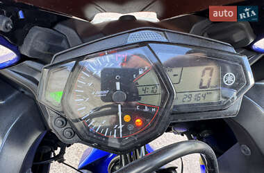 Мотоцикл Без обтекателей (Naked bike) Yamaha YZF-R25 2017 в 