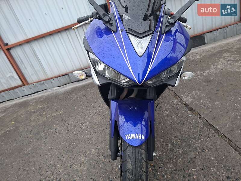 Спортбайк Yamaha YZF-R25 2015 в Дніпрі