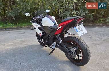 Спортбайк Yamaha YZF-R3 2016 в 