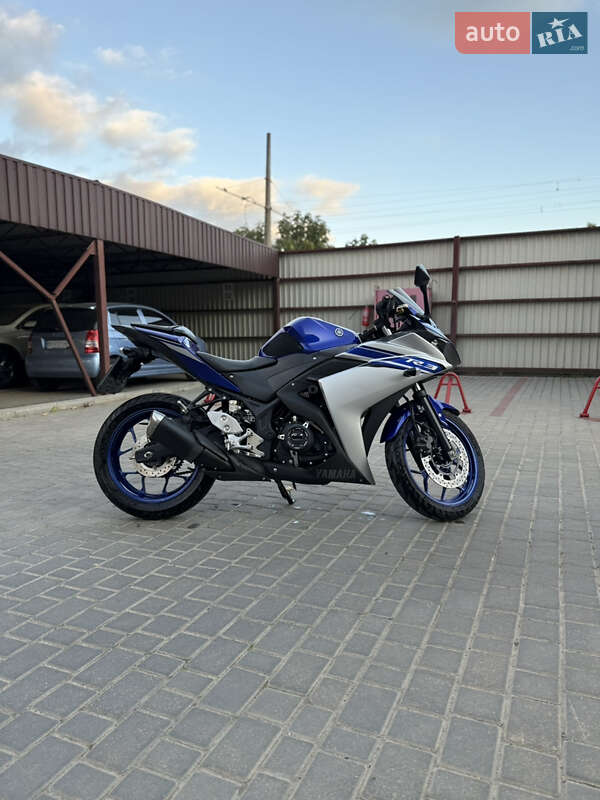 Спортбайк Yamaha YZF-R3 2016 в Одессе фото 4 Спортбайк Yamaha YZF-R3 2016 в Одессе