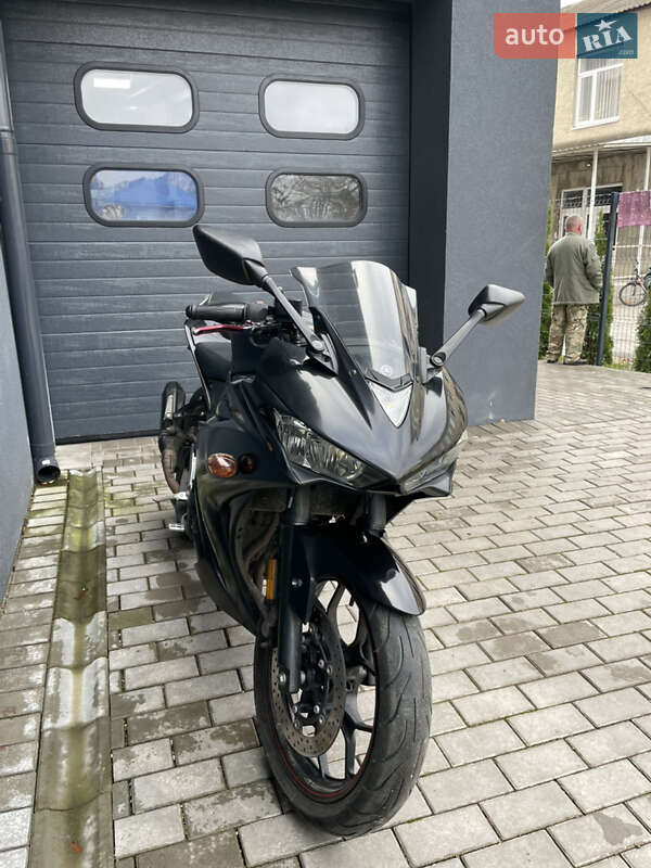 Спортбайк Yamaha YZF-R3 2015 в Луцьку фото 4 Спортбайк Yamaha YZF-R3 2015 в Луцьку