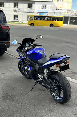 Спортбайк Yamaha YZF R6 2005 в 