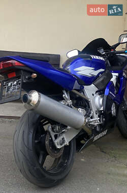 Спортбайк Yamaha YZF R6 2001 в Виннице