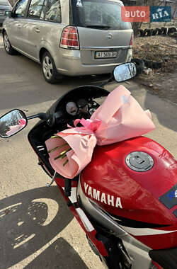 Спортбайк Yamaha YZF R6 2002 в 