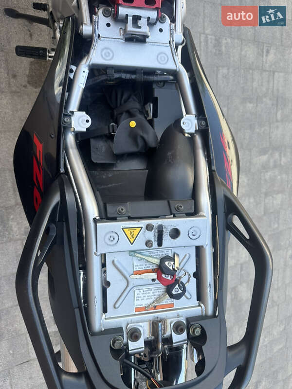 Мотоцикл Классик Yamaha YZF R6 2004 в Мостиске