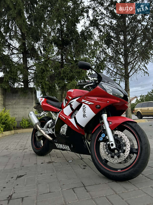 Спортбайк Yamaha YZF R6 2002 в Вінниці