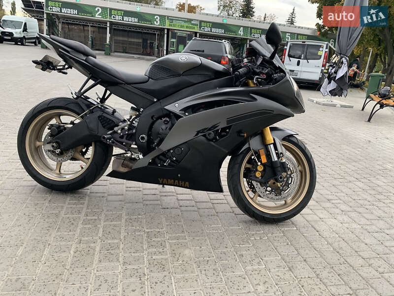 Спортбайк Yamaha YZF R6 2014 в Кропивницькому фото 2 Спортбайк Yamaha YZF R6 2014 в Кропивницькому