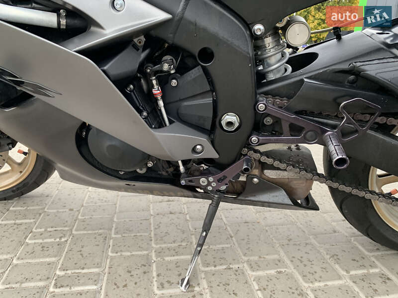 Спортбайк Yamaha YZF R6 2014 в Кропивницькому фото 9 Спортбайк Yamaha YZF R6 2014 в Кропивницькому