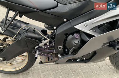Спортбайк Yamaha YZF R6 2014 в 
