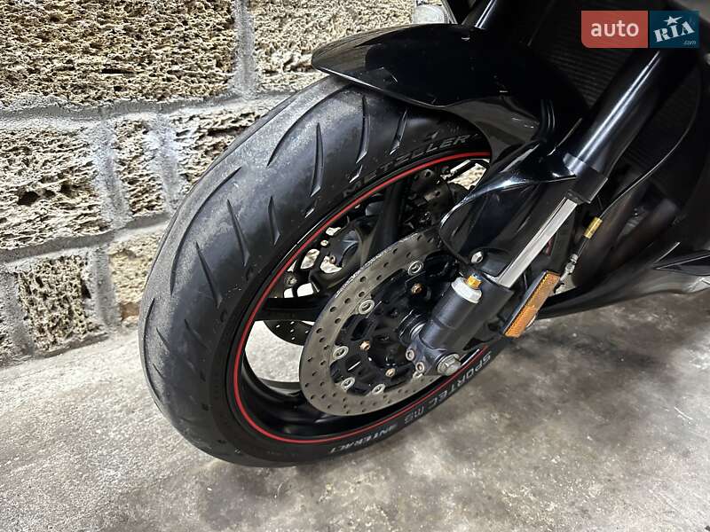 Спортбайк Yamaha YZF R6 2006 в Одессе фото 2 Спортбайк Yamaha YZF R6 2006 в Одессе