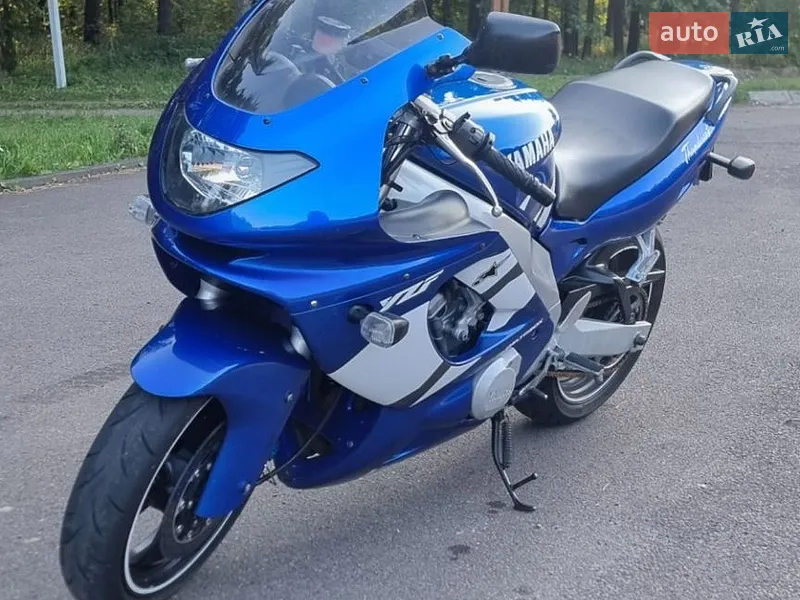 Yamaha YZF 2003