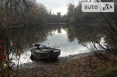 Лодка Язь 320 1989 в 