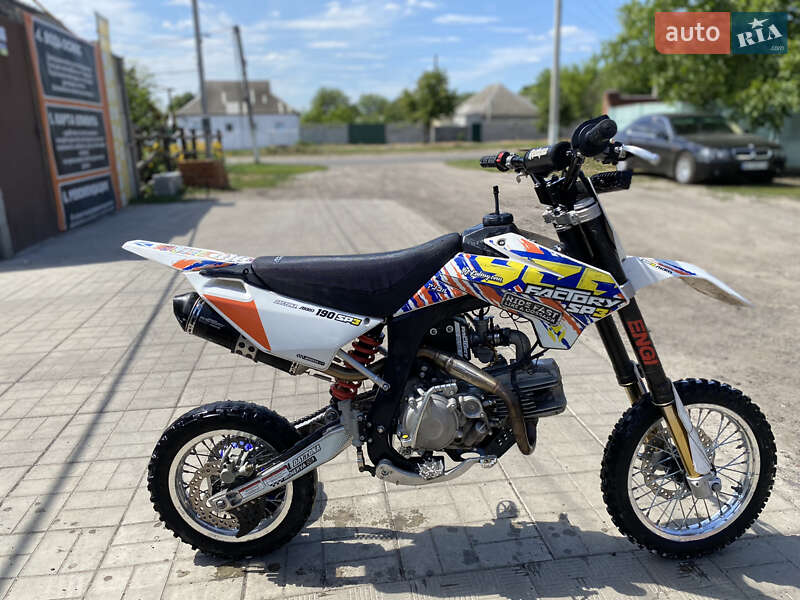 Мотоцикл Кросс YCF Factory SP3 2020 в Зміїві