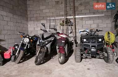 Макси-скутер YiBen YB 150T-10 2014 в 