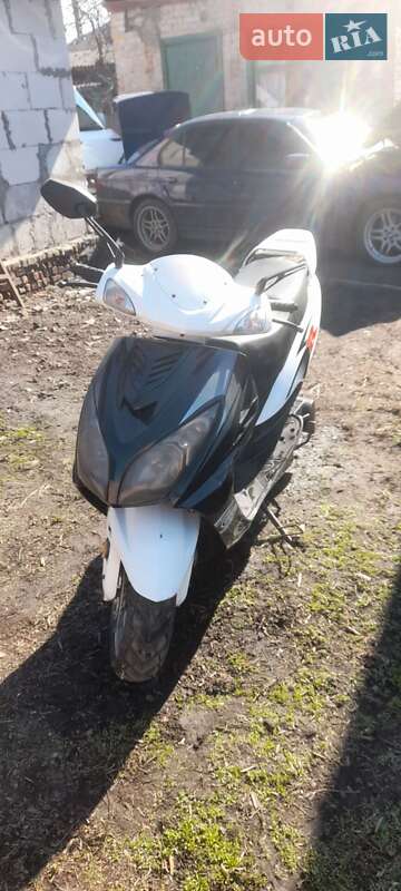 Мопеды YiBen YB 150T-15 2012 в 