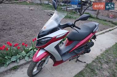 Скутер YiBen YB 150T 2014 в 