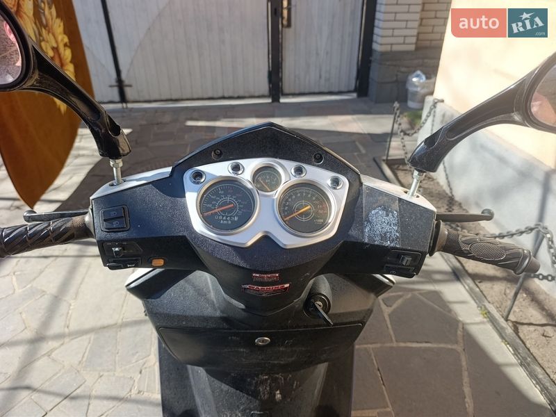 Мопеды YiBen YB 150T 2013 в Радомышле