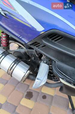 Скутер YiBen YB150T-15D 2013 в 