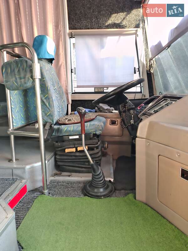 Приміський автобус Youyi ZGT 6831 2006 в Кропивницькому