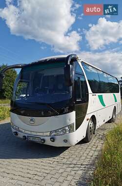 Міський автобус YUTONG 6831 2008 в Києві