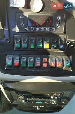 Міський автобус YUTONG 6831 2008 в Києві